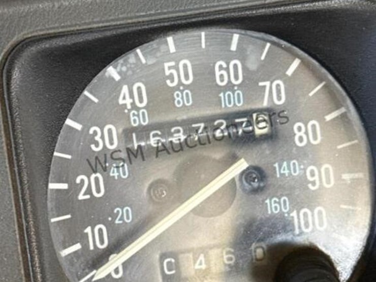 1988-jeep-wrangler-image-19