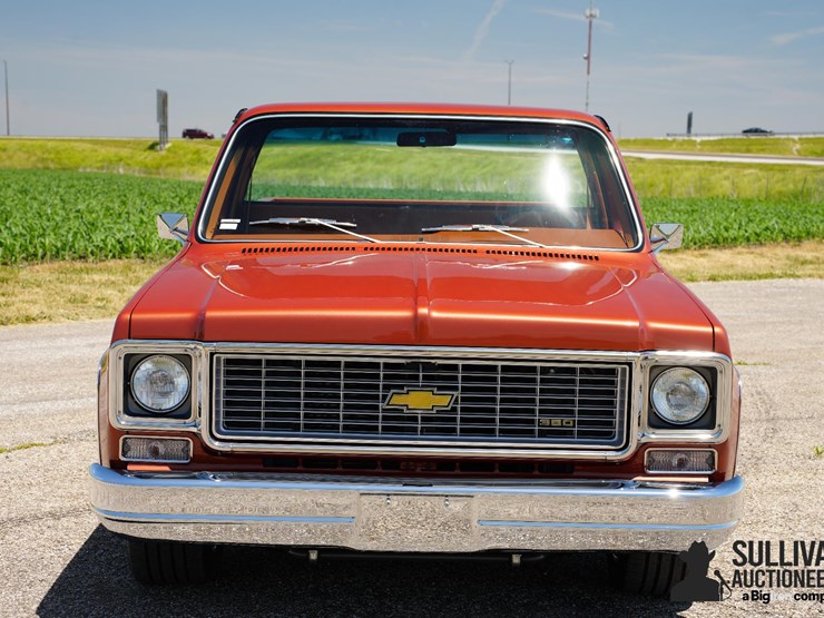 1977-long-350-image-2