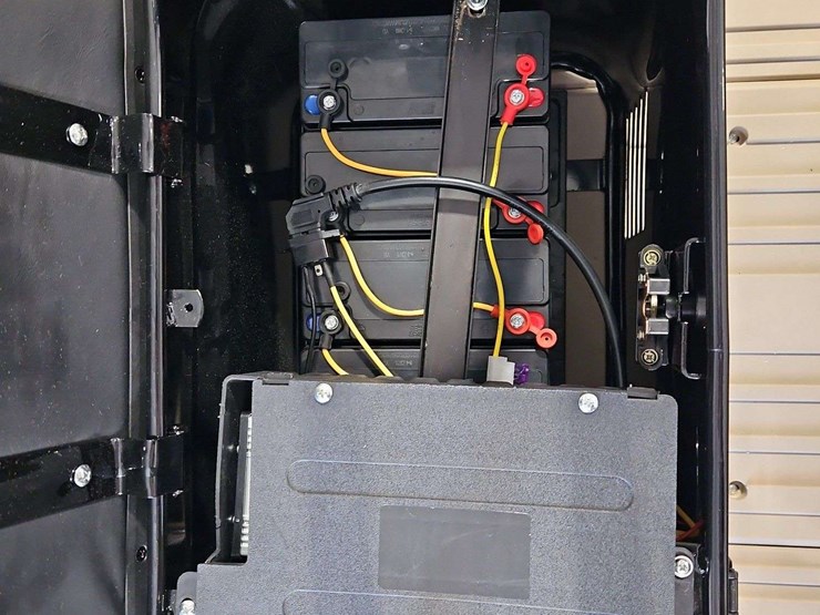 electric-tricycle-image-9