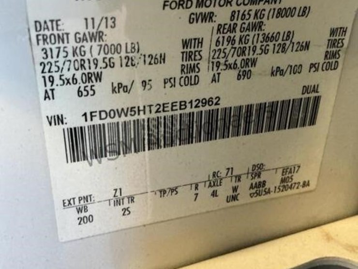 2014-ford-f550-image-16