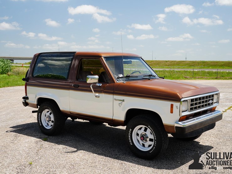 1986-ford-bronco-image-3