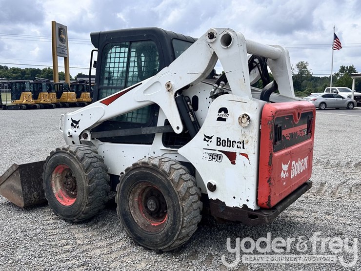2017-bobcat-s650-image-3