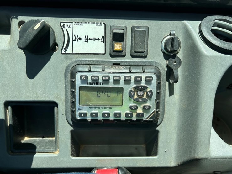 2020-bobcat-e55-image-24