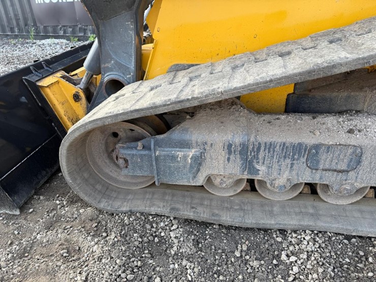 2019-deere-331g-image-19
