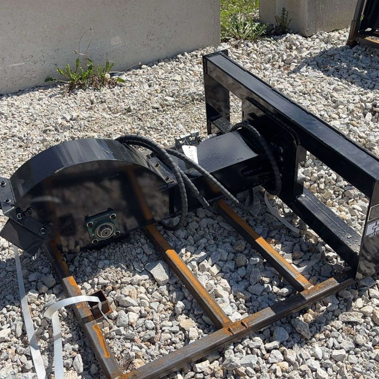 GIYI SG45 Skid Steer Hydraulic Stump Grinder Attachment
