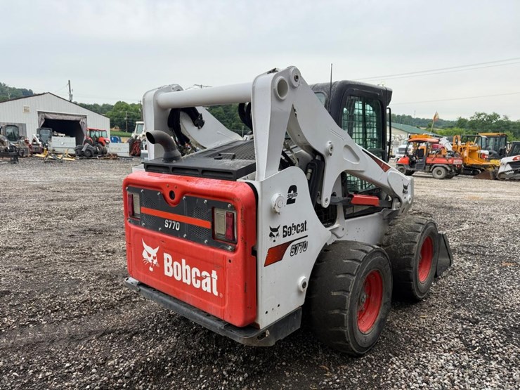2018-bobcat-s770-image-4