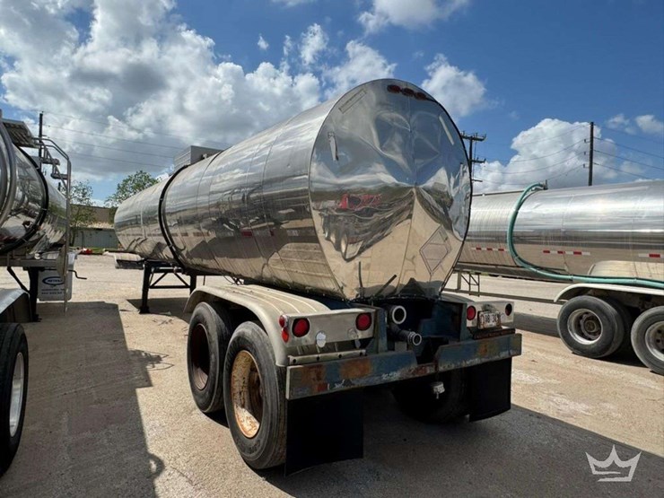 1977-butler-tanker-image-2