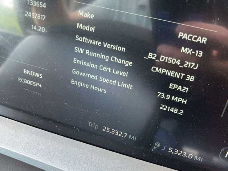 2022-kenworth-t680-image-28