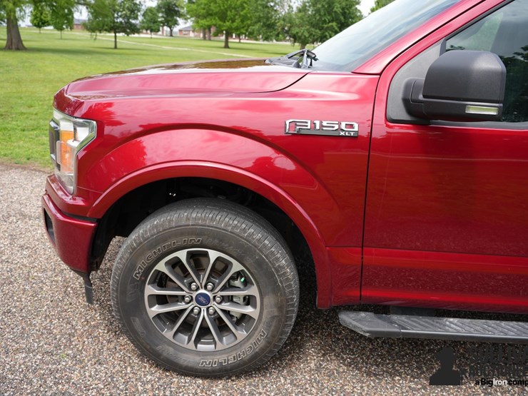 2018-ford-f150-xlt-image-14