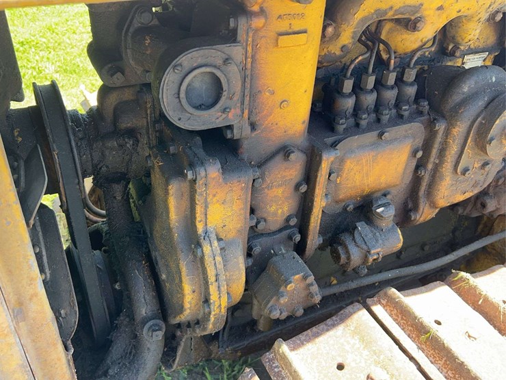 caterpillar-d2-image-39