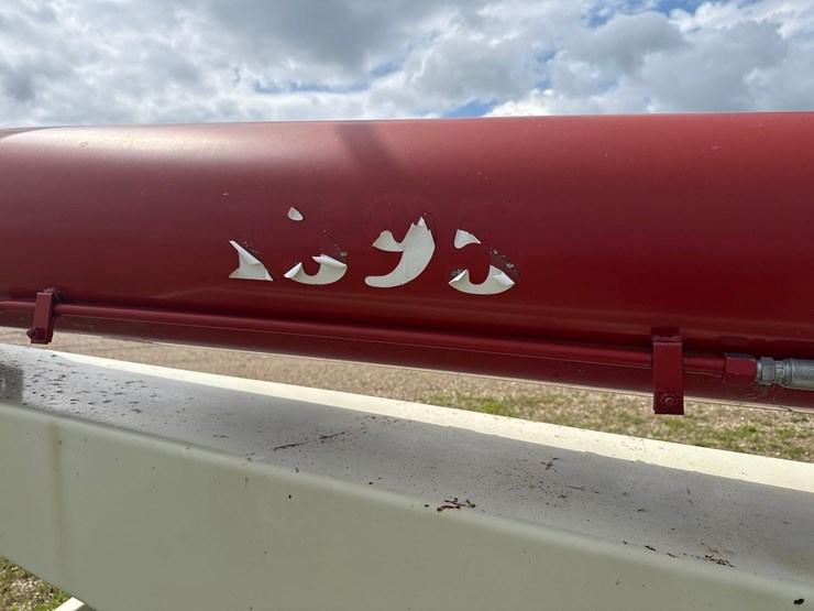 buhler-farm-king-1395-image-5