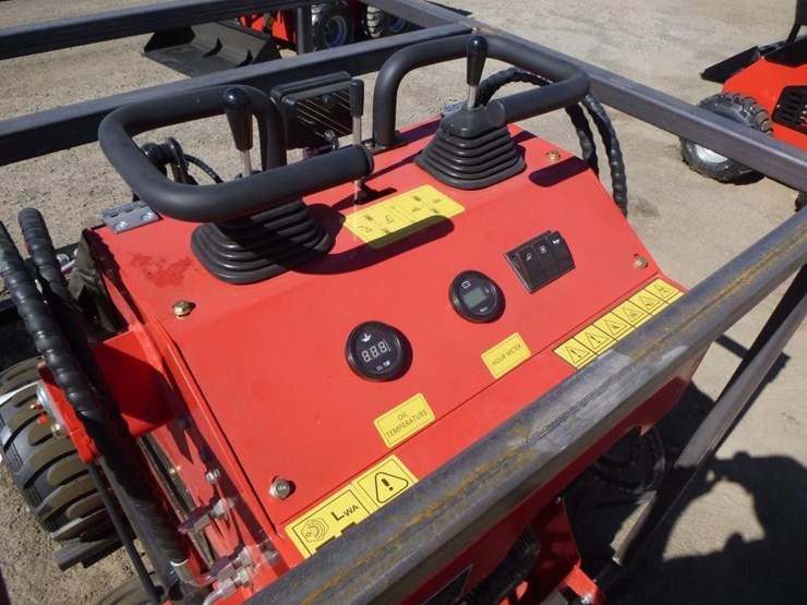 2026-sdlool-323tz-skid-steer-loader-image-14