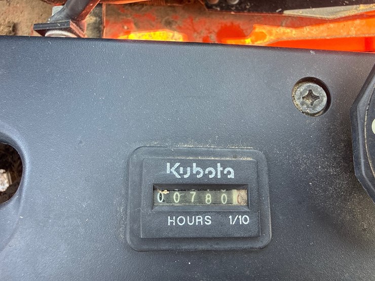 kubota-zd326s-image-17