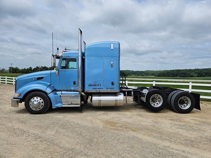 2006-peterbilt-386-image-3