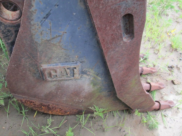caterpillar-16-image-4