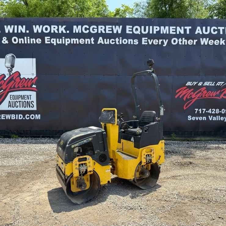 2017 BOMAG BW900-50