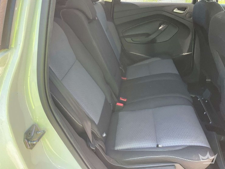 2017-ford-escape-image-28