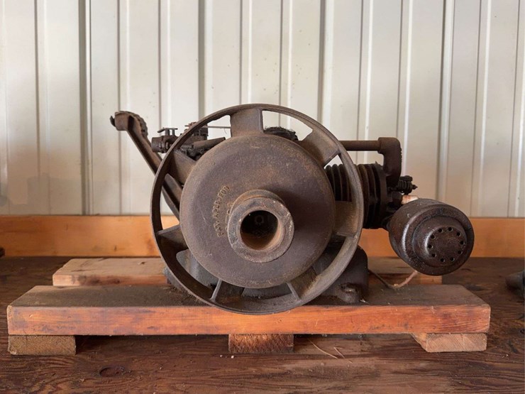 (2)-small-gas-engines-image-6
