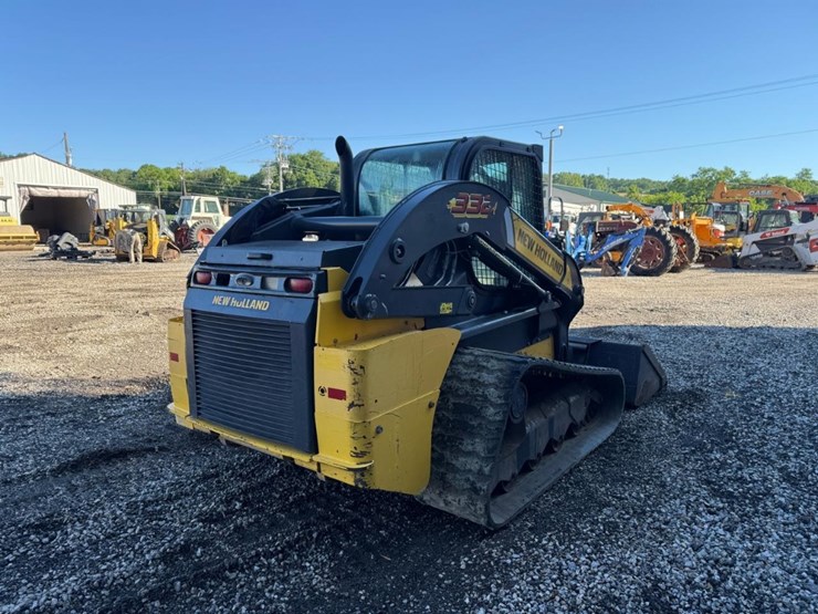 2022-new-holland-c332-image-4