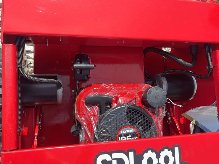 sdlool-sl800-remote-control-crawler-lawn-mower-image-8