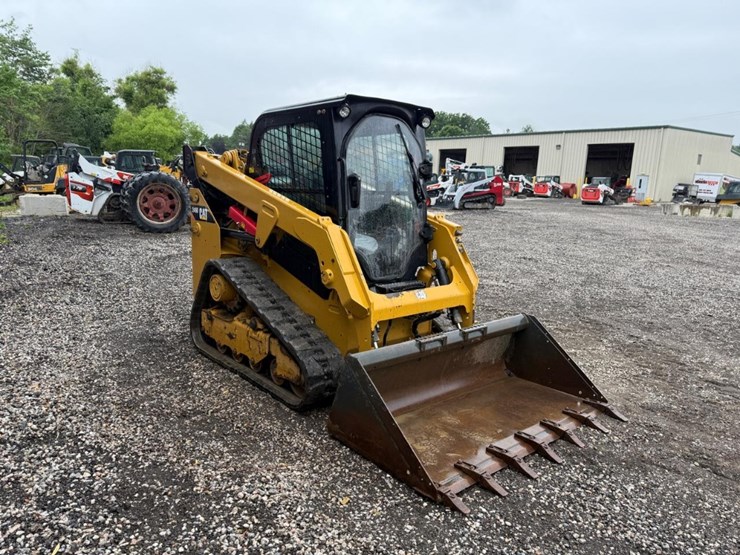 2017-caterpillar-249d-image-6