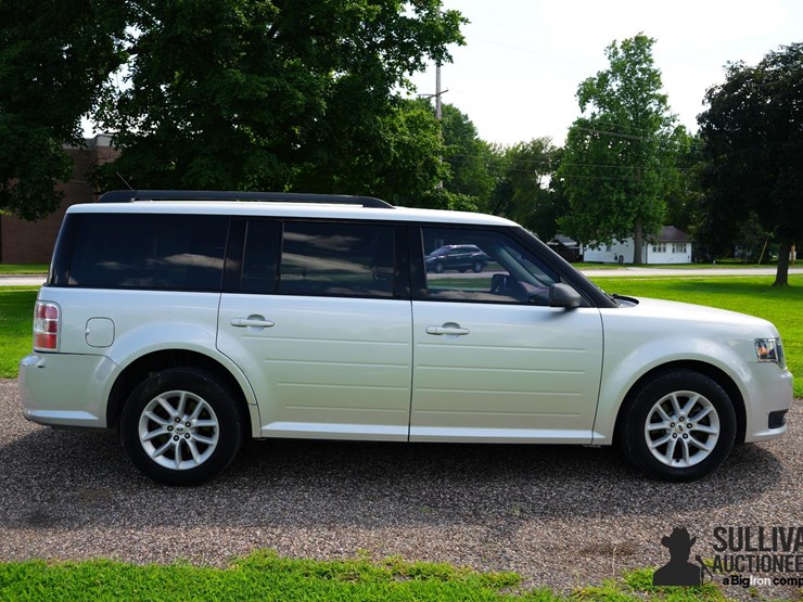 2014-ford-flex-image-4