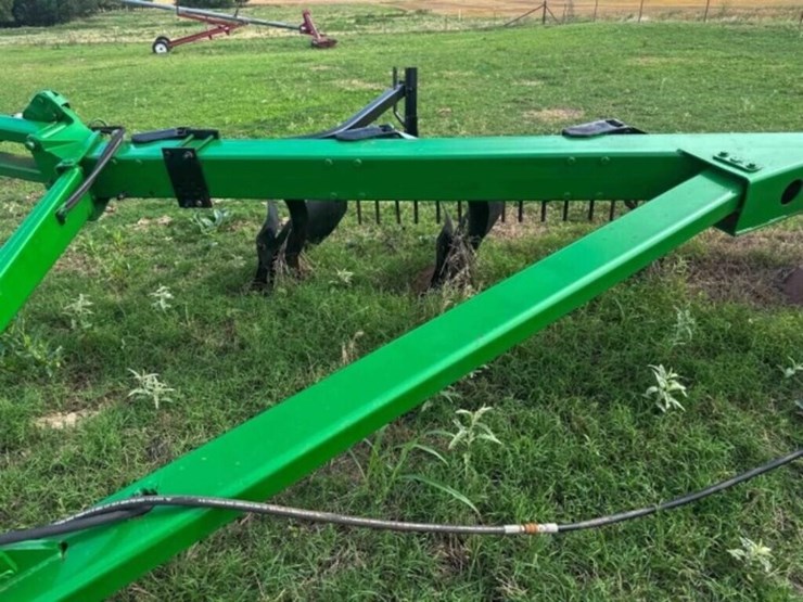 john-deere-3700-image-5