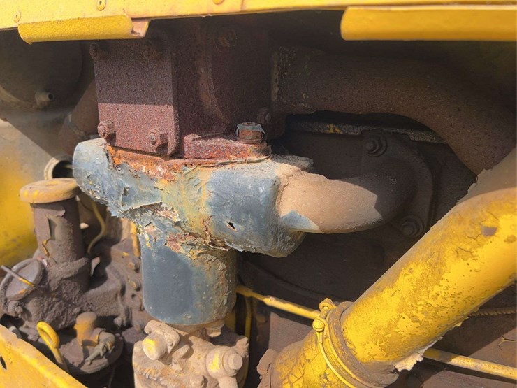 caterpillar-r4-image-13