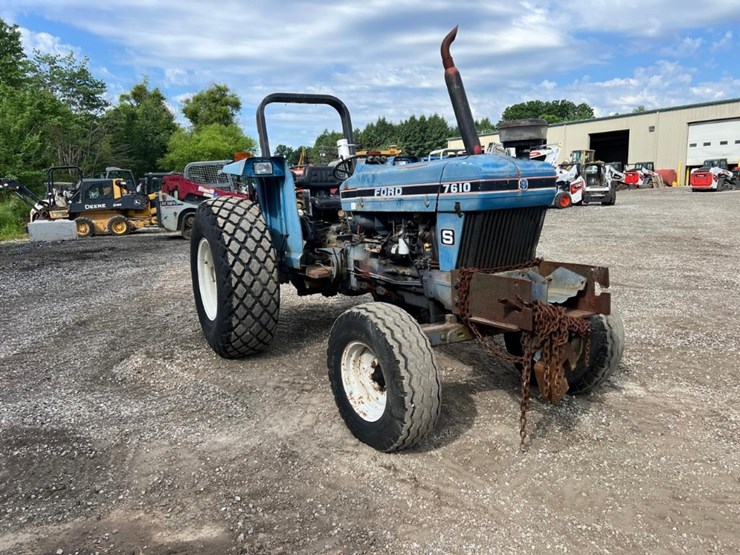 ford-7610-image-11