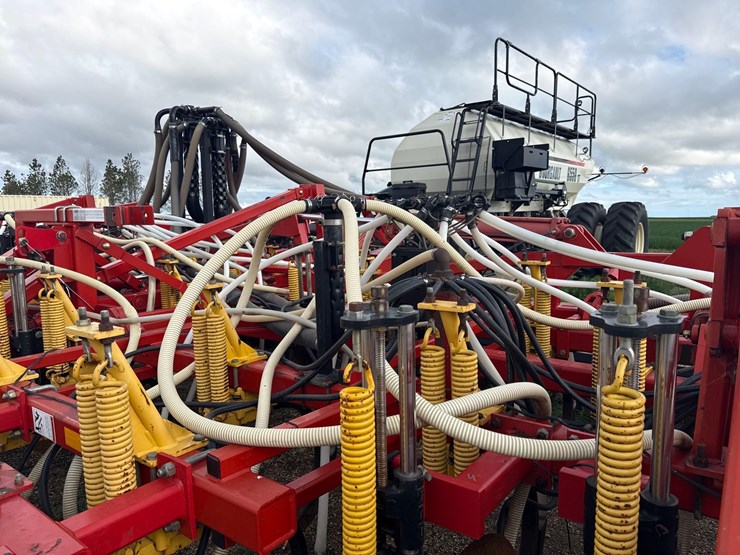 2006-bourgault-8710-air-seeder-image-28
