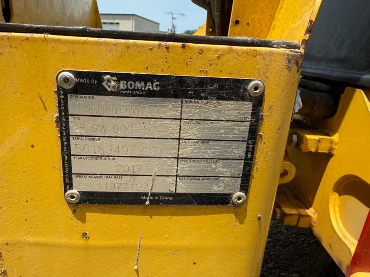 2017-bomag-bw900-50-image-18