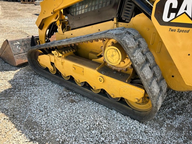 2018-caterpillar-299d2-xps-image-17