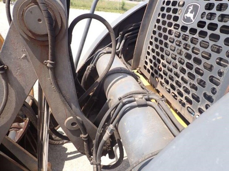 2009-deere-310sj-image-56