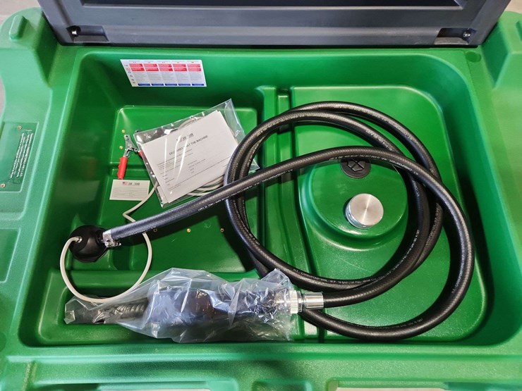 am-tank-fuel-tank-with-12v-pump/nozzle-(116-gallon/440-litre)-image-5