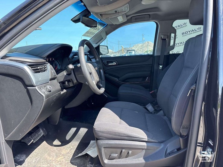 2020-chevrolet-tahoe-image-14