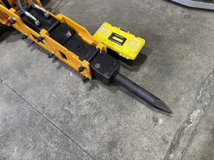 2026-future-ft-p680-hydraulic-breaker-image-6