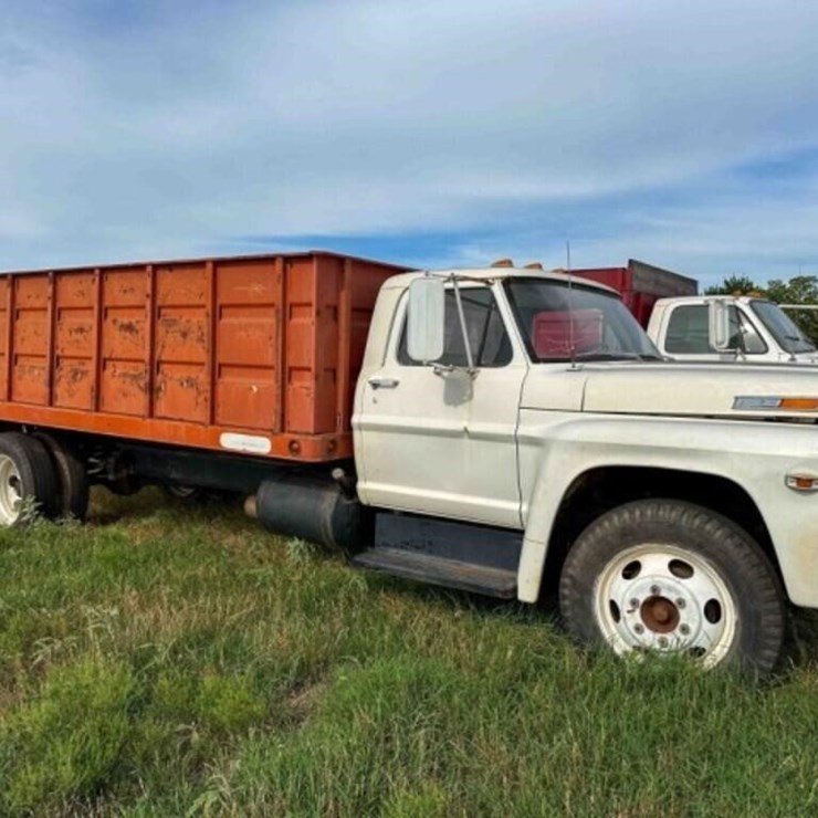 1968 FORD F600