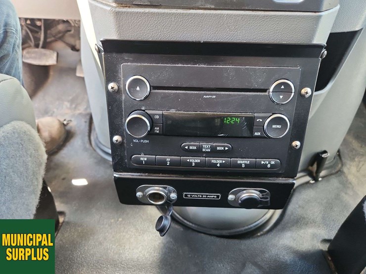 2017-ford-e450-image-42