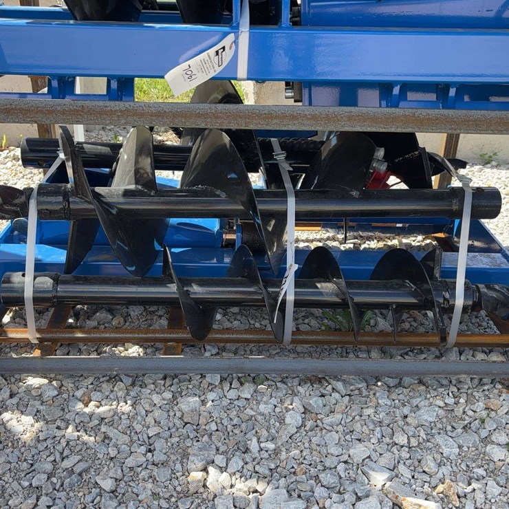 GIYI Hydraulic Earth Auger Attachment
