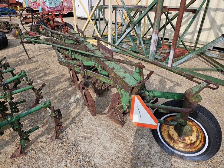 john-deere-5-image-2