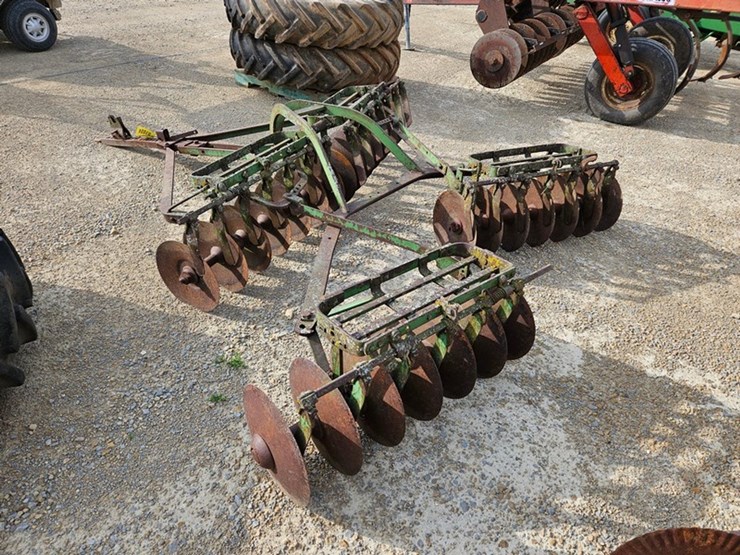 john-deere-7-image-3