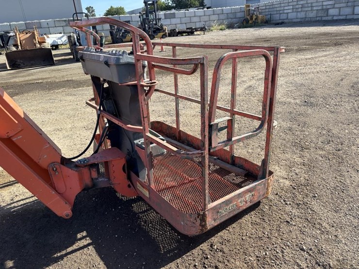 2003-jlg-600aj-image-12