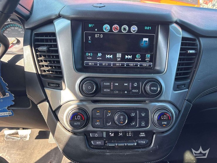 2018-chevrolet-tahoe-image-15