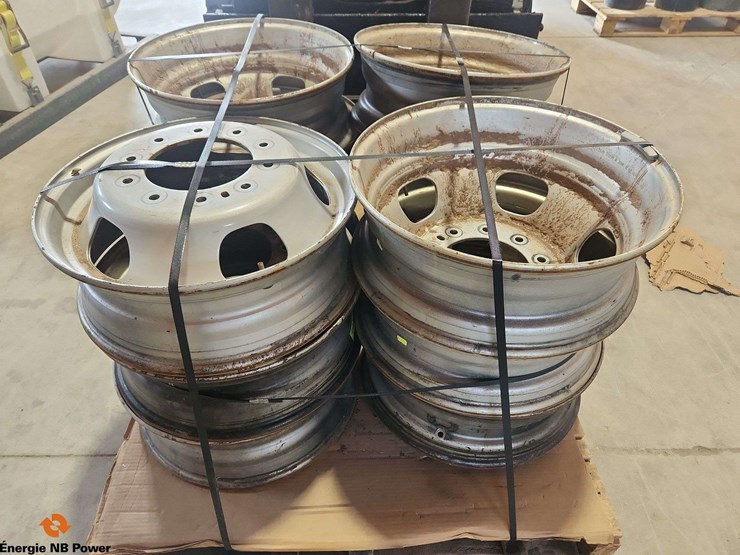 2019-dodge-3500-image-2