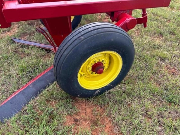 sunflower-7-shank-blade-plow---35'-image-12