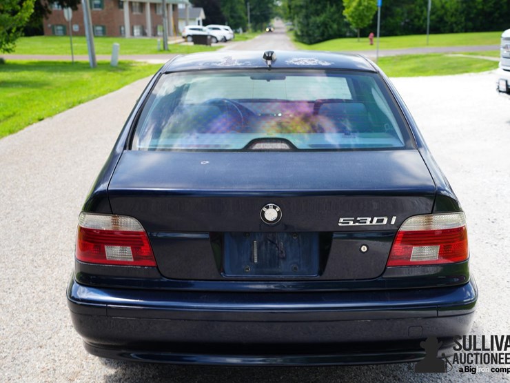 run-#228---2003-bmw-530i-sedan-image-6