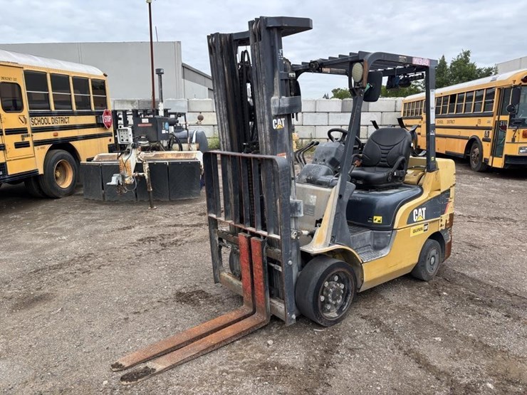 2016-caterpillar-2c6000-image-1