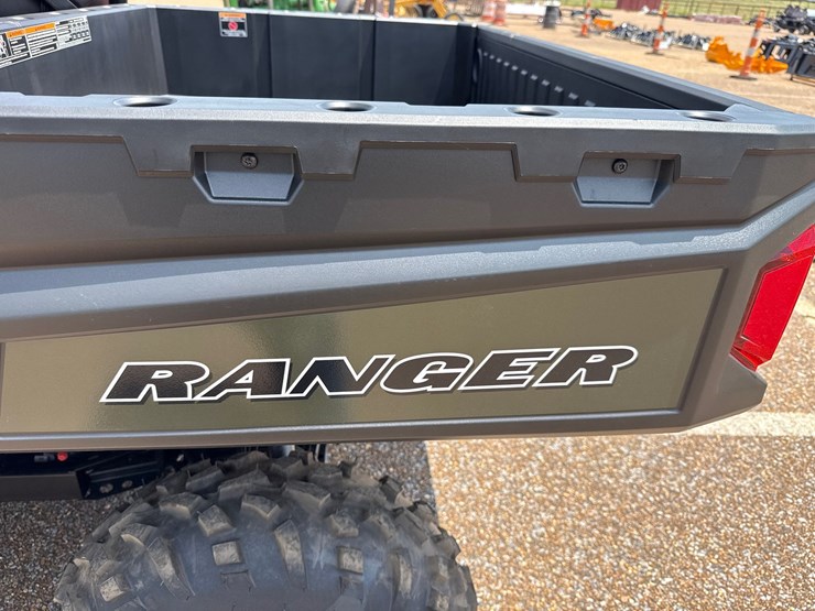 2025-polaris-ranger-570-image-13
