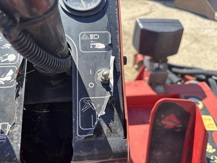 2009-toro-groundsmaster-4100d-image-19