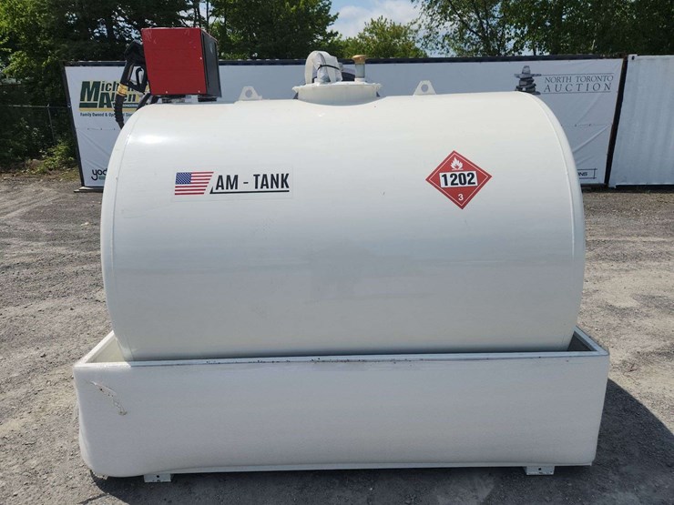 am-tank-fuel-tank-with-pump/nozzle-(1050-gallon/4000-litre)-image-1